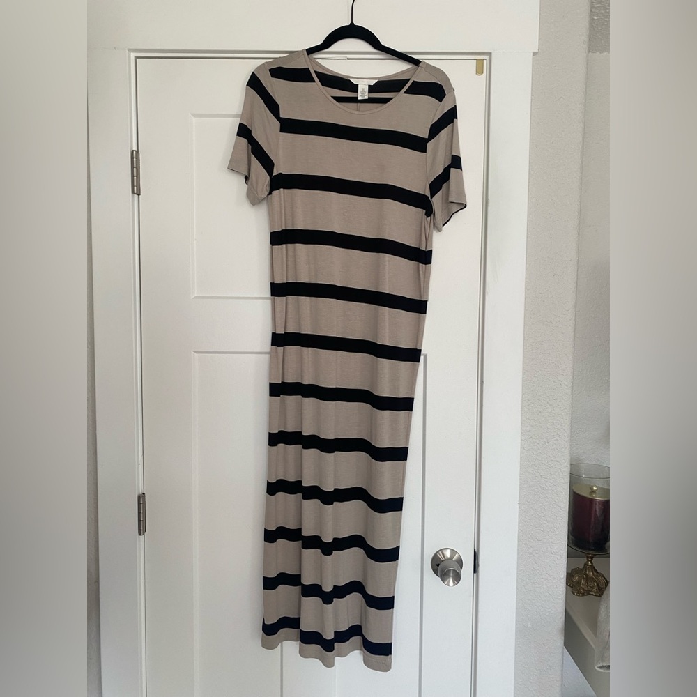 H&M T-Shirt Maxi Dress - Picture 2 of 4